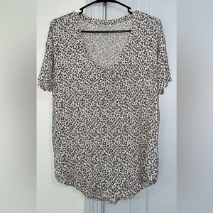 American Eagle Cheetah Print Top Size XS